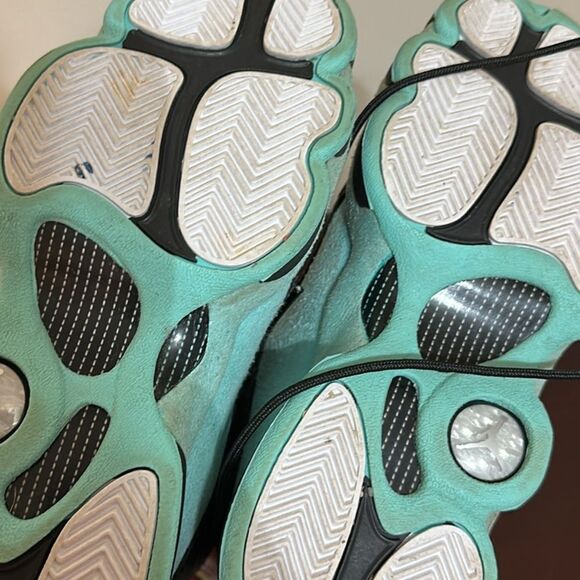 Youth 4Y JORDAN 13 RETRO GS 'ISLAND GREEN' - Picture 7 of 7